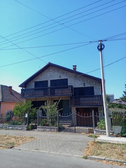 Kuća 313 m² + plac 534 m², Šabac