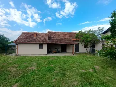 Kuća 320 m², Varna, Šabac, fotografija 3