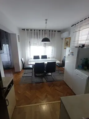 Kuća 320 m², Varna, Šabac, fotografija 6
