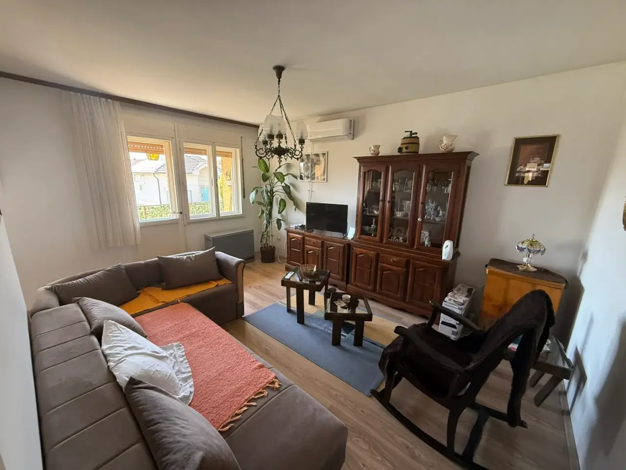 Kuća 208 m², Gradske lokacije, Šabac, fotografija 1