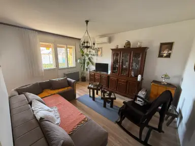 Kuća 208 m², Gradske lokacije, Šabac, fotografija 1