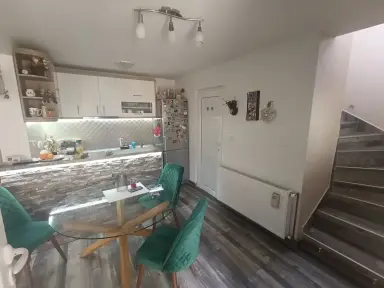 Kuća 280 m², Gradske lokacije, Šabac, fotografija 2