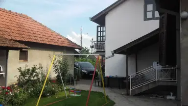 Kuća 188 m² + plac 1200 m², Pocerski Pričinović, Šabac, fotografija 5