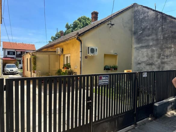 Kuća 98 m² + plac 300 m², Šabac
