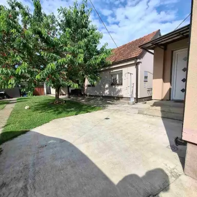 Kuća 158 m² + plac 530 m² – Centar, Šabac