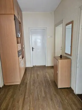 Kuća 210 m² + plac 340 m² – Živinarnik, Šabac
