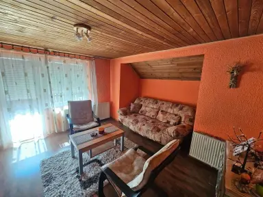 Kuća 210 m² + plac 340 m² – Živinarnik, Šabac
