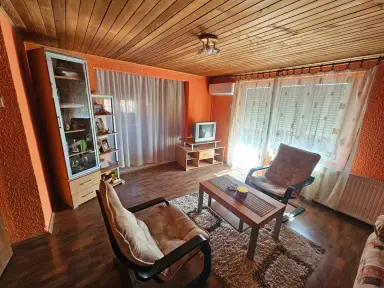 Kuća 210 m² + plac 340 m² – Živinarnik, Šabac