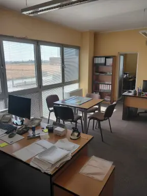 Poslovna zgrada 1480 m² – Majur, Šabac