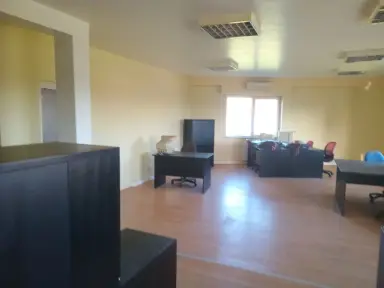 Poslovna zgrada 1930 m² – Majur, Šabac