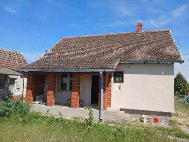Kuća 39 m² + plac 1000 m² – Zvezd, Vladimirci