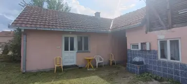 Stambeno-poslovni objekat, plac 1233 m² – Lipolist, Šabac