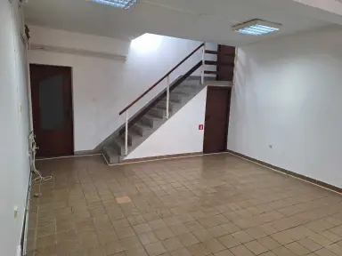 Stambeno-poslovni kompleks 315 m² + plac 295 m² – Centar, Šabac
