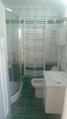 Stambeno-poslovna zgrada 132 m² – Živinarnik, Šabac
