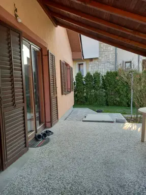 Kuća 199 m² + plac 624 m² – Kasarske Livade, Šabac