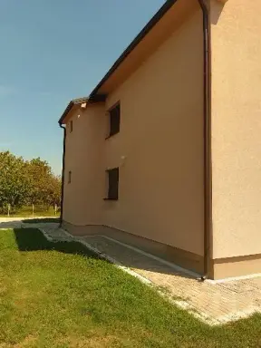 Kuća, plac 715 m² – Lešnica, Loznica