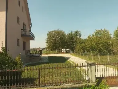 Kuća, plac 715 m² – Lešnica, Loznica