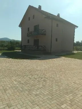 Kuća, plac 715 m² – Lešnica, Loznica