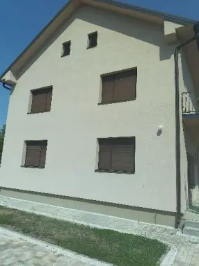 Kuća, plac 715 m² – Lešnica, Loznica