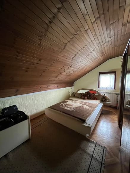 Kuća 222 m² + plac 1200 m², Kasarske Livade, Šabac