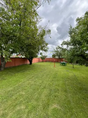 Kuća 222 m² + plac 1200 m² – Kasarske Livade, Šabac