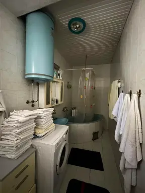 Dve kuće 335 m² + plac 420 m² – Kamenjak, Šabac