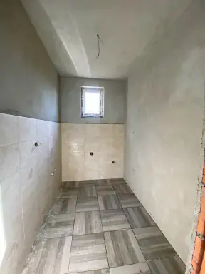Motel sa 7 apartmana 330 m² – Vrdnik, Irig