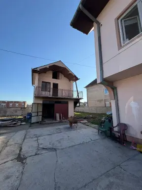 Kuća 220 m² + plac 1000 m² – Pocerski Pričinović, Šabac
