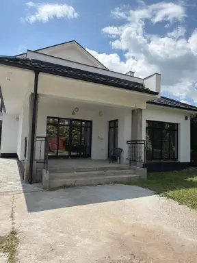 Kuća 288 m² + plac 600 m² – Živinarnik, Šabac