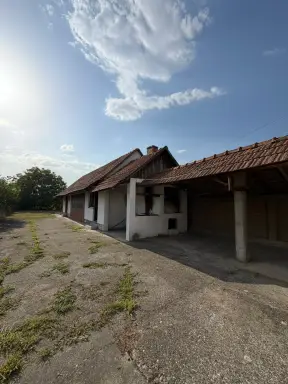 Kuća 140 m² + plac 1167 m² – Slepčević, Šabac