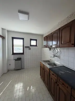 Trosoban stan 90 m² – Živinarnik, Šabac