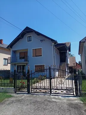 Kuća 210 m² – Šipurske livade, Šabac
