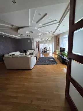 Kuća 216 m² – Živinarnik, Šabac