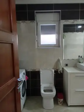 Kuća 216 m² – Živinarnik, Šabac