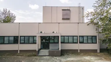 Nekretnina 1068 m² – Zemun Polje, Beograd